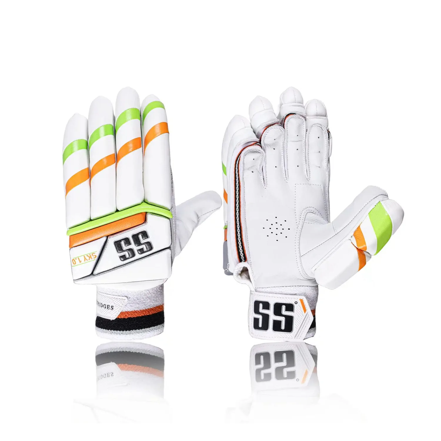 SS SKY BATTING GLOVES (Boys), front view